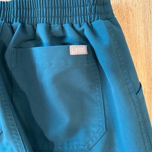 Figs technical collection scrub bottoms - Picture 8 of 11